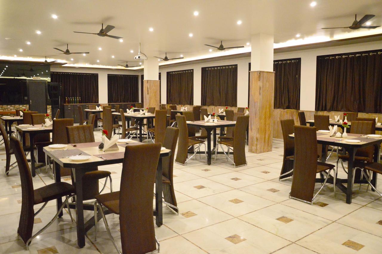 מלון Kukas Amanda Crown Jaipur מראה חיצוני תמונה